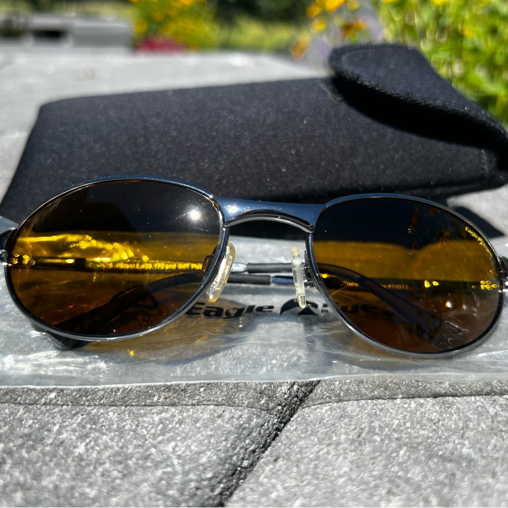CLEARANCE Men’s Eagle Eyes Tinted Sunglasses with Cleaner and Case! - Picture 8 of 16